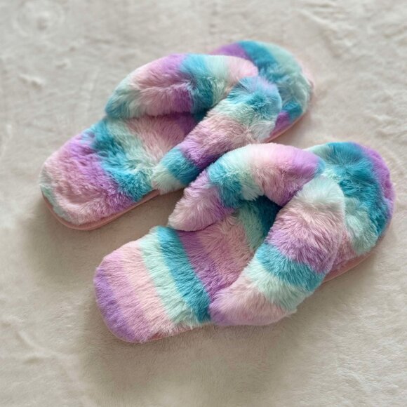 Women's Brand New Furry & Colorful Striped Thong Slippers with Hard Soles SIZE M - Picture 8 of 10